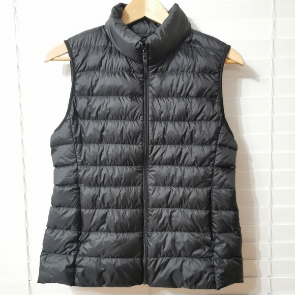 Uniqlo Light Down Vest